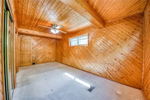 5422 Beechnut Dr gallery image 10