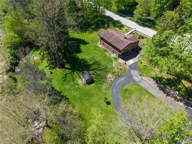 5422 Beechnut Dr gallery image 30