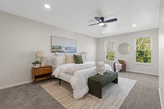 543 Juniper Ct gallery image 32