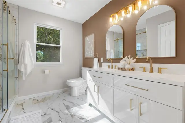 543 Juniper Ct gallery image 34