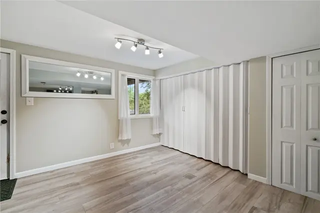 5431 Hamilton Rd gallery image 4