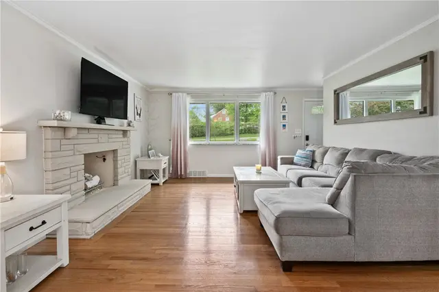 5431 Hamilton Rd gallery image 10