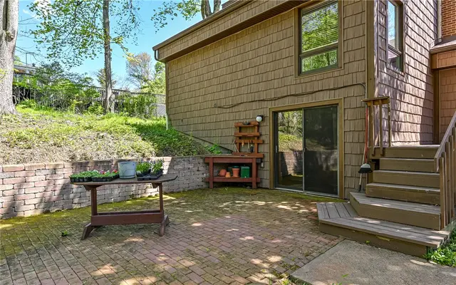 5435 Beechnut Dr gallery image 5