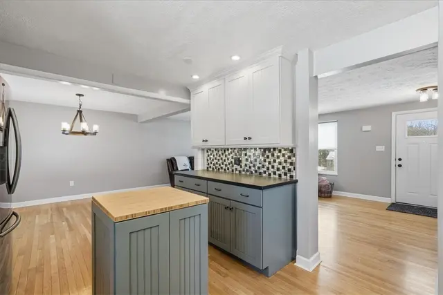545 Chaparral Dr gallery image 17