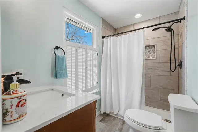 545 Chaparral Dr gallery image 21