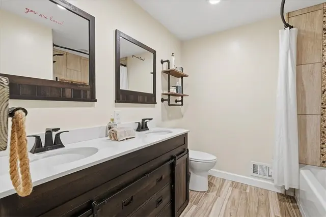 545 Chaparral Dr gallery image 26
