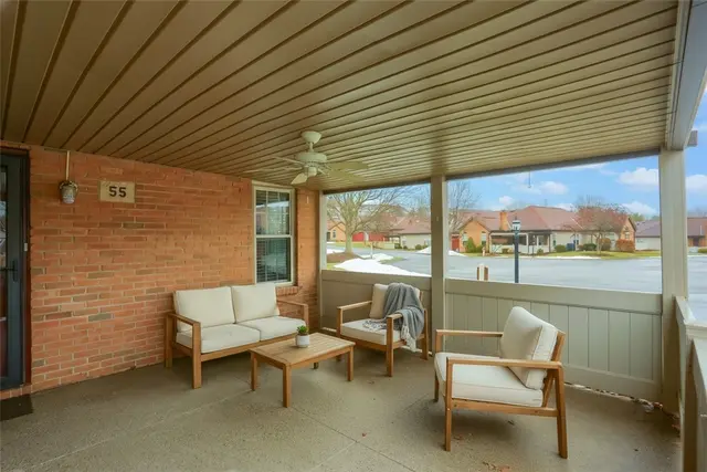 55 Ashford Drive gallery image 23