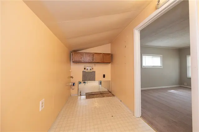 55 Dover Dr gallery image 7