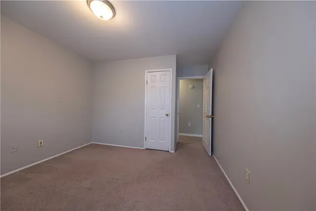 55 Dover Dr gallery image 11