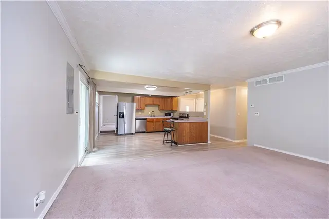 55 Dover Dr gallery image 35