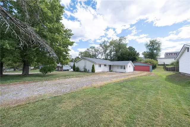 55 Dover Dr
