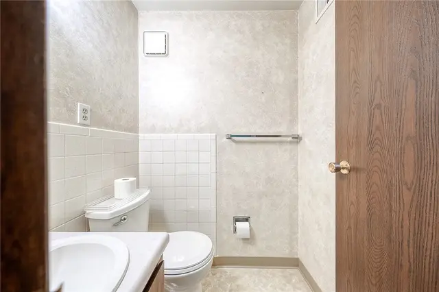 551 Sloop Dr 61 gallery image 6