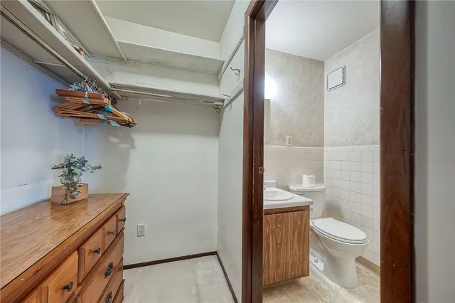 551 Sloop Dr 61 gallery image 9