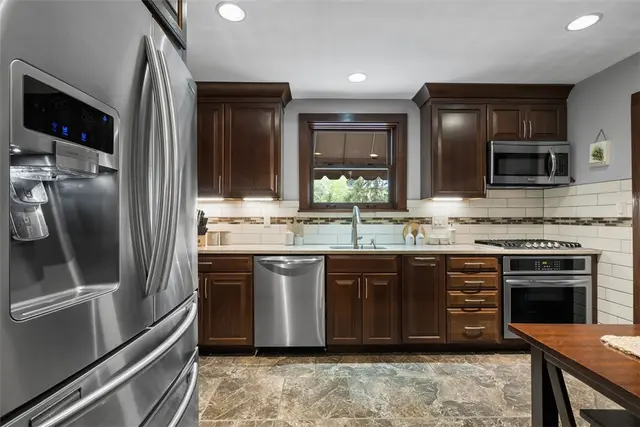 5517 Gibson Rd gallery image 11