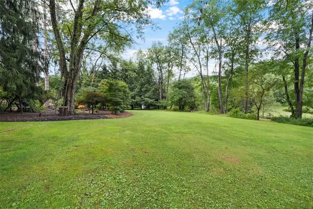 5517 Gibson Rd gallery image 32