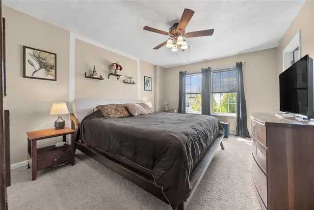552 Ten Point Ln gallery image 12