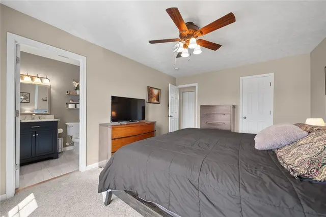 552 Ten Point Ln gallery image 14