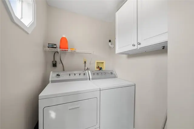 552 Ten Point Ln gallery image 16