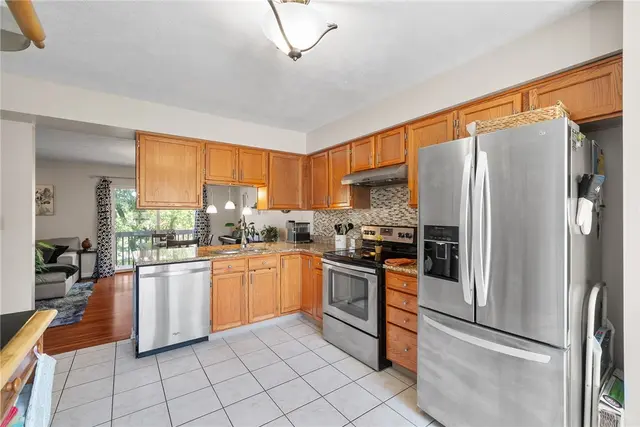 552 Ten Point Ln gallery image 22