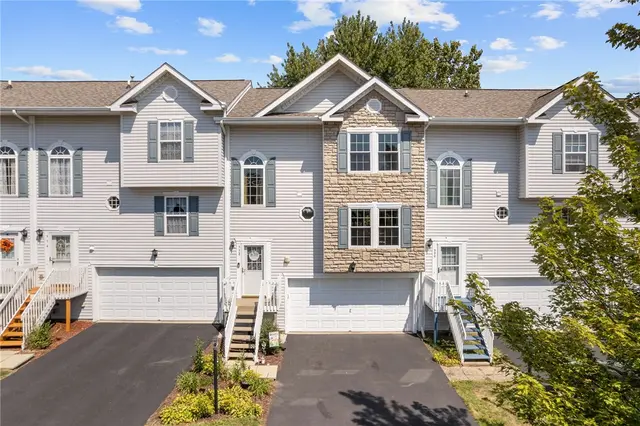552 Ten Point Ln