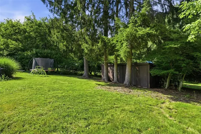 5520 Clearview Road gallery image 7