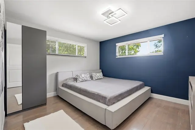 5520 Clearview Road gallery image 10