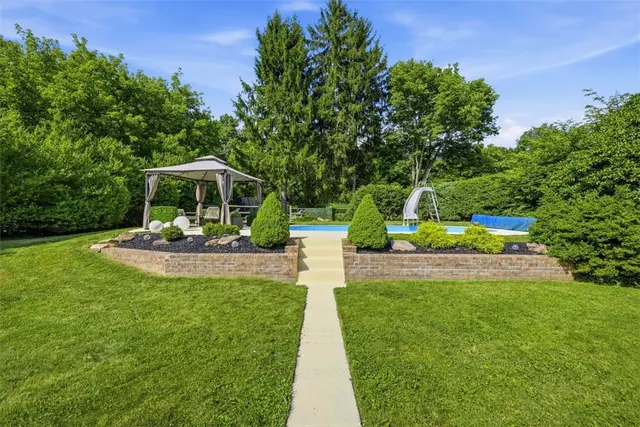 5520 Clearview Road gallery image 47