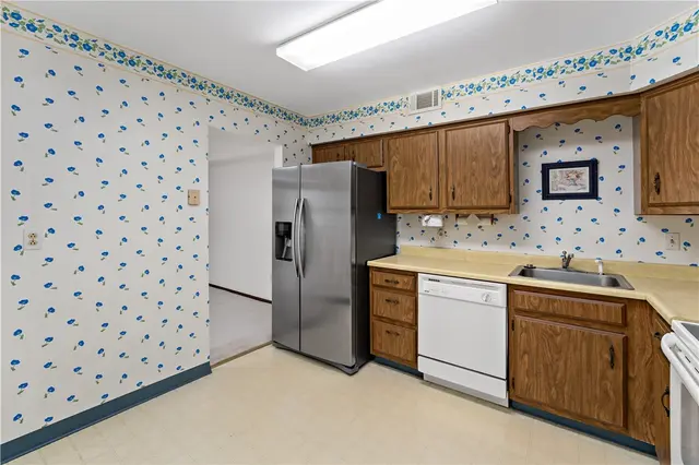 553 Sloop Rd 37 gallery image 17