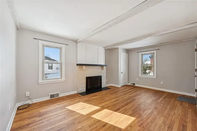 5547 Grubbs Road gallery image 4