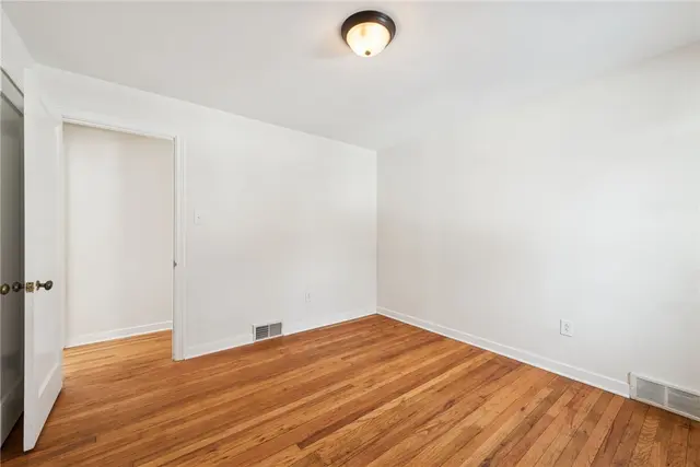 5547 Grubbs Road gallery image 16