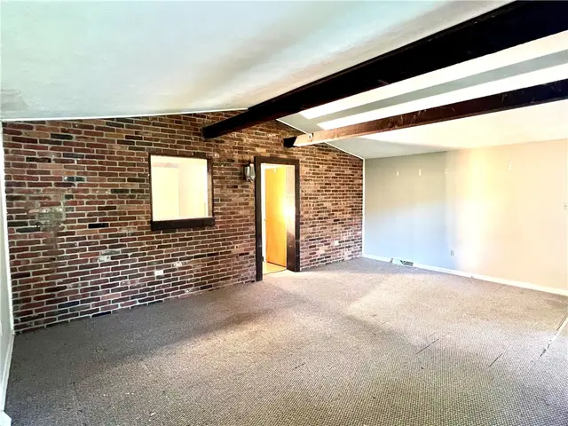 555 Lee Ave ext gallery image 4