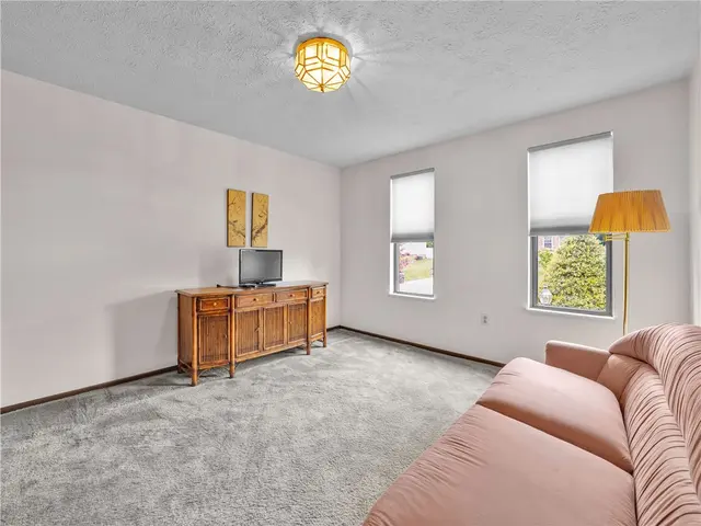562 Bruton Drive gallery image 13