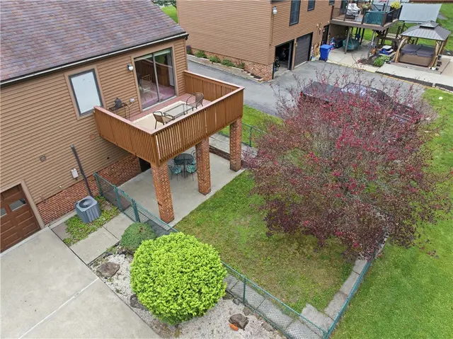 562 Bruton Drive gallery image 18