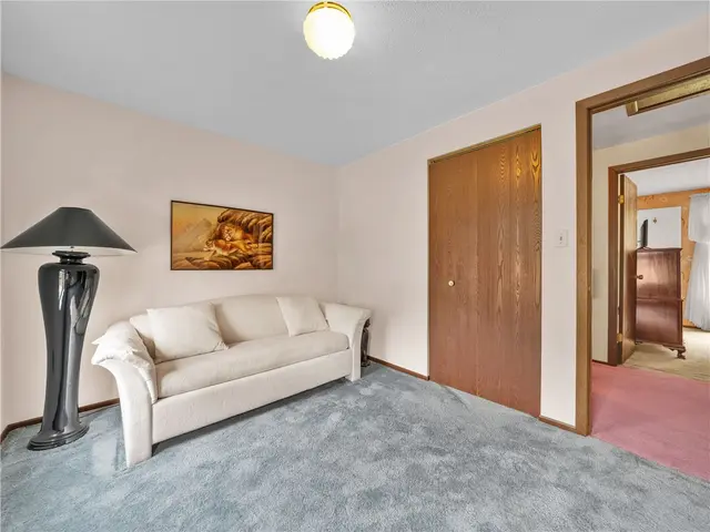 562 Bruton Drive gallery image 23