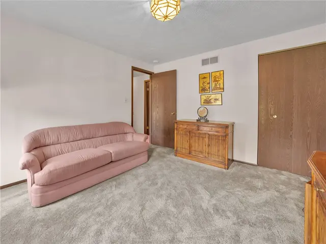 562 Bruton Drive gallery image 25