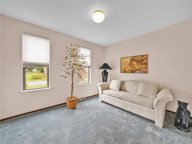 562 Bruton Drive gallery image 31