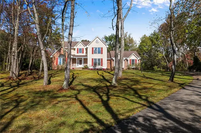 562 Callery Rd gallery image 11