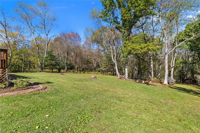 562 Callery Rd gallery image 36