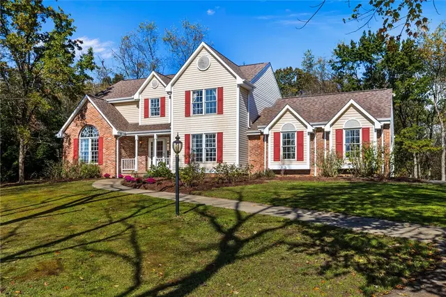562 Callery Rd