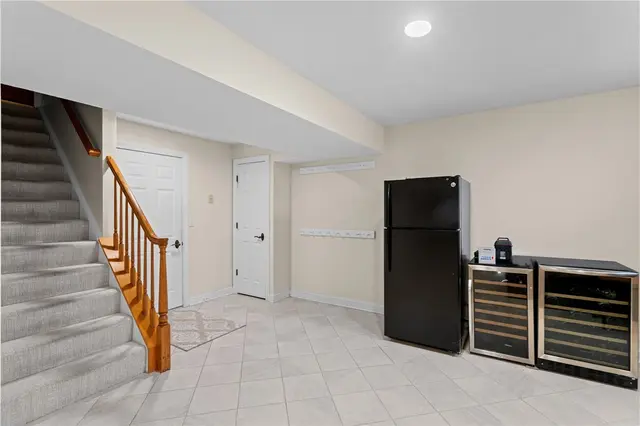 5636 N Montour Rd gallery image 4