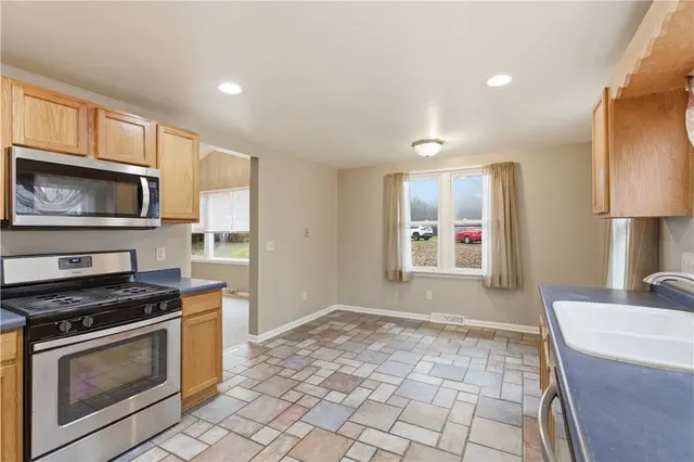 5641 Fairfield Dr gallery image 13