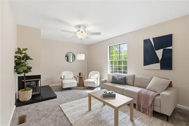 570 Bruton Dr gallery image 21