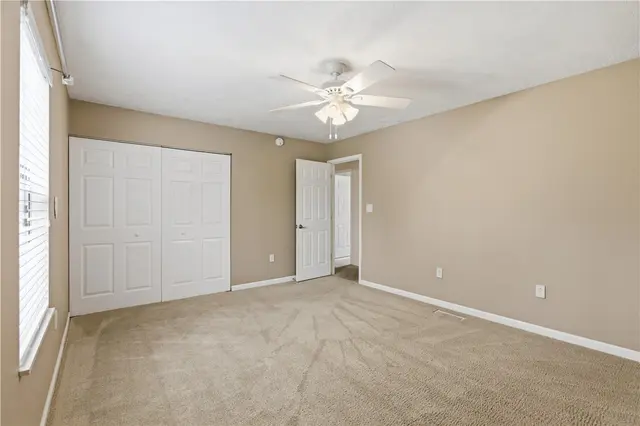 570 Bruton Dr gallery image 24