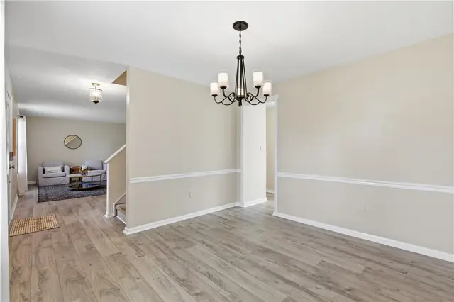 570 Bruton Dr gallery image 26