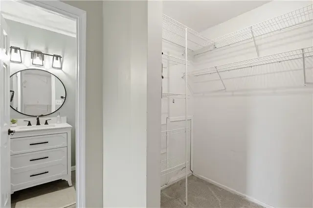 570 Bruton Dr gallery image 28