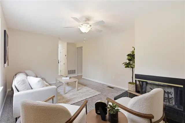 570 Bruton Dr gallery image 37