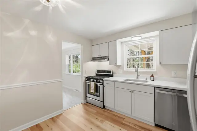 5705 Summit St gallery image 6
