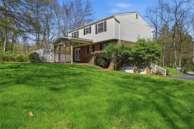 5705 Summit St gallery image 19