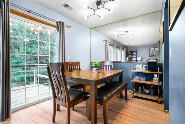 58 Monmouth Dr gallery image 35