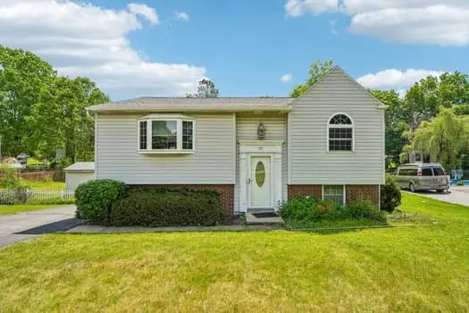 584 Joan St